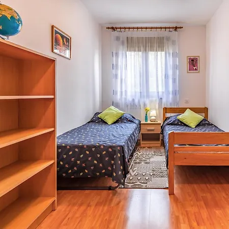 2 Bedroom Beautiful In Apartmán