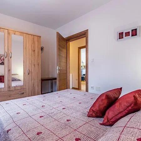 아파트 2 Bedroom Beautiful In