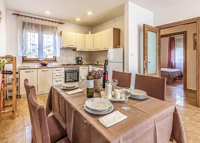 2 Bedroom Beautiful In