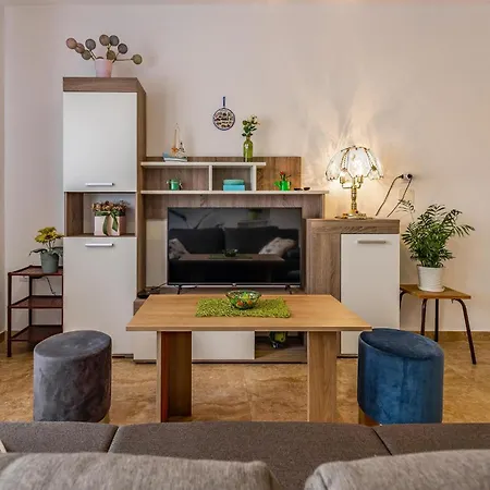 Daire 2 Bedroom Beautiful In